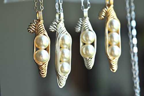 image for Mu-Yin Jewelry Three Peas in a pod necklace - cream peapod pendant - o