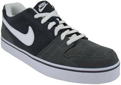 nike ruckus low