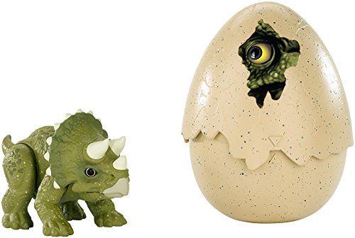 Jurassic world hatch  n play dinos triceratops