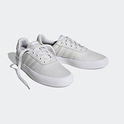 adidas Women's VULCRAID3R Skate Shoe, Dash