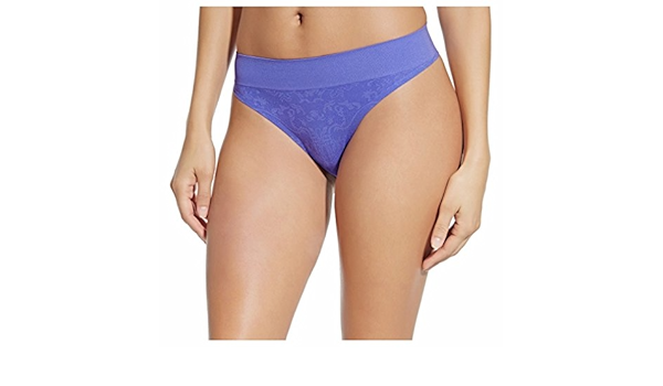 carrie underwood thong