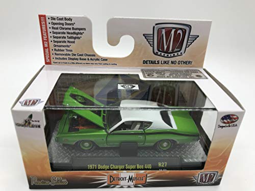 M2 Machines Detroit-Muscle 1971 Dodge Charger Super Bee 440 1:64 Scale R27 14-51 Green/White Details Like NO Other! Over 42 Parts