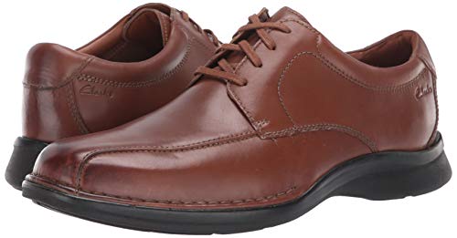 clarks men's oxfords