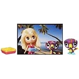 Amazon.com: Littlest Pet Shop Blythe Loves Postcards ...