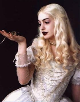 Amazon ブロマイド写真 アリス イン ワンダーランド アン ハサウェイ 白の女王 アイドル 芸能人グッズ 通販