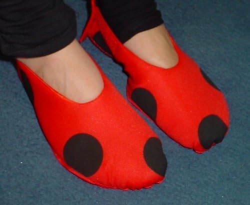 Humatt Ladybird Fancy Dress Childs Shoe Covers Size Medium 21cm Front To Back (hw140)