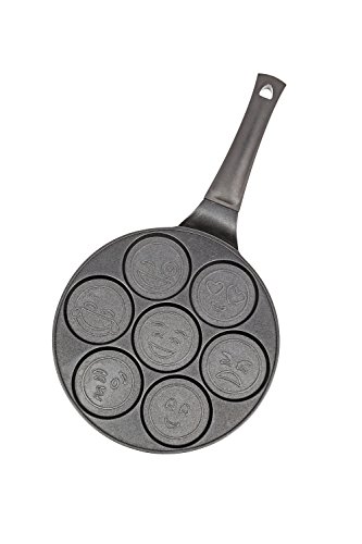 4 Emoji+Smiley+Face+Pancake+Pan