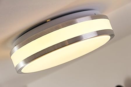 LED Leuchte für die Decke aus Metall in einem modernen Design – Helles