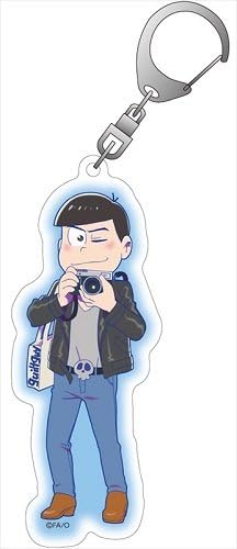 Amazon おそ松さん カラ松 アクリルキーホルダー 旅行柄 アニメ 萌えグッズ 通販