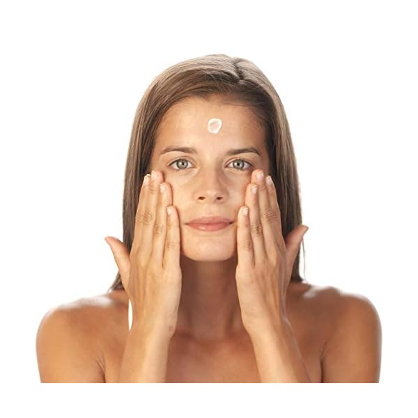 Garnier-After-Sun-Lotion-with-Aloe-Vera-Cooling-Body-Lotion-Ambre-Solaire-After-Sun-Soothing-Moisturising-Milk-1-x-400-ml Garnier After Sun Lotion with Aloe Vera, Cooling Body Lotion, Ambre Solaire After Sun Soothing Moisturising Milk, 1 x…