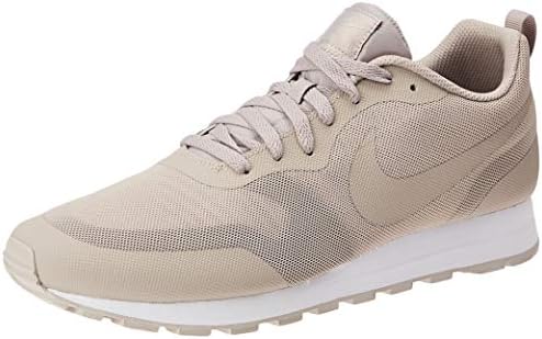 nike md runner beige