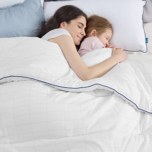 Bedsure White Comforter Queen Down Alternative Grid Comforter, 300 GSM