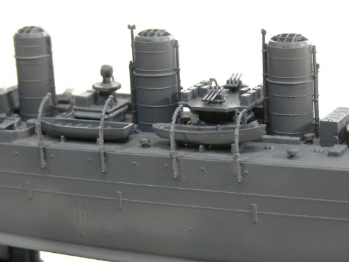 Aoshima 1/350 IJN AA Cruiser "Isuzu" Ironclad Series