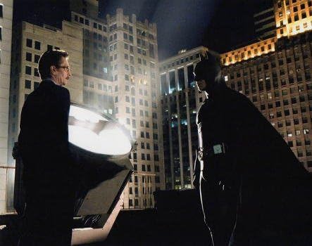 Amazon ブロマイド写真 バットマン ビギンズ 話すゴードン ゲイリー オールドマン とバットマン クリスチャン ベール アイドル 芸能人グッズ 通販