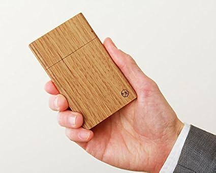 Amazon Co Jp ヤクモ家具製作所 名刺ケース 木製 オーク材 薄型 スリム 日本製 ナチュラル 18枚 プレゼント カードケース 名刺入れ 木製ケース ホーム キッチン