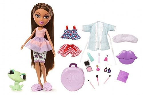 bratz sleepover cloe