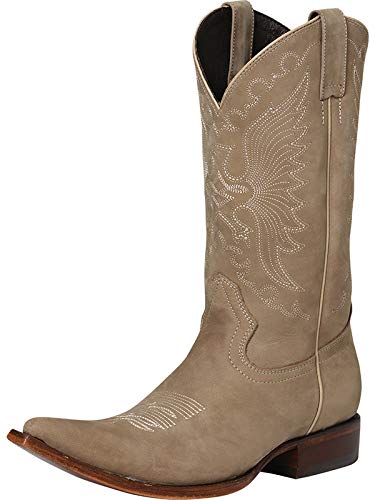 el general botas vaqueras