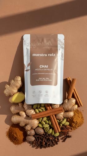 Nuestra Raíz | Chai Latte en polvo ingredientes 100% Naturales y Órgánicos | 100 gr | Sin Azúcar, Sin Lácteos, Sin Saborizantes, Sin Glúten, Sin Conservadores, Sin colorantes | Mezcla de Jengibre Orgánico, Canela de Ceylán Orgánica, Cardamomo, Clavo, Nuez Moscada y Pimienta Orgánica | Hecho en México