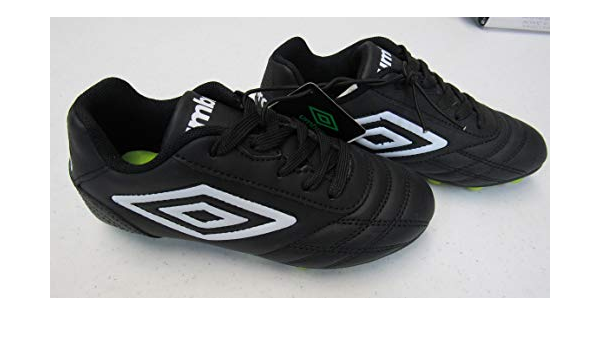 umbro kids soccer cleats