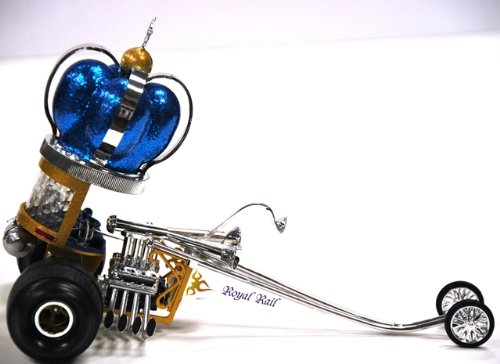 AMT Royal Rail Model Kit