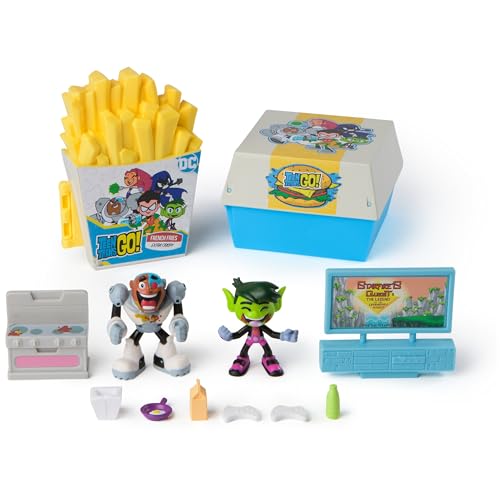 Spin Master Teen Titans Go! Kitchen Chaos Dis-Play Set with Beast Boy and Cybor…
