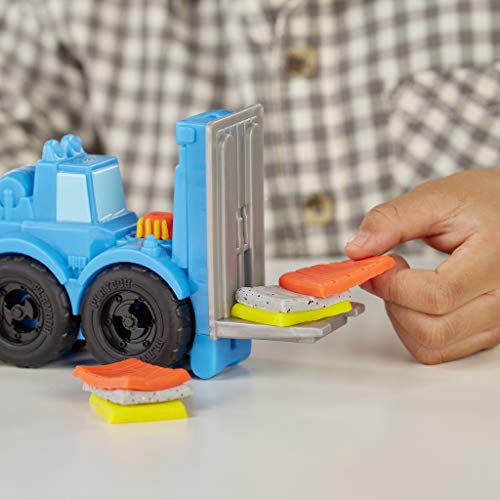 Play-Doh E5400EU5 Wheels Crane and Forklift Construction Toys with Non-Toxic Cement Buildin' Compound Plus 2 Additional Colours, Multicolour - Thumbnail 7