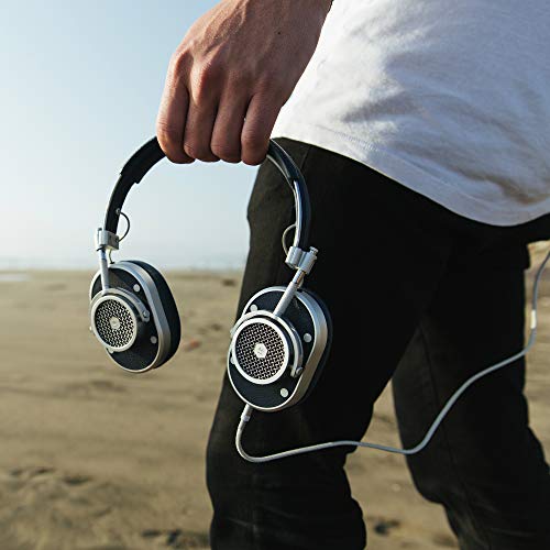 best isolation headphones for recording