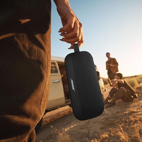 SoundLink Flex SE Tragbarer Bluetooth Lautsprecher (2. Gen.), Tragbarer Outdoor Lautsprecher, wasserdicht & staubdicht, mit naturgetreuem Klang, Ohne Mikrofon, bis zu 12 h Akkulaufzeit, Schwarz
