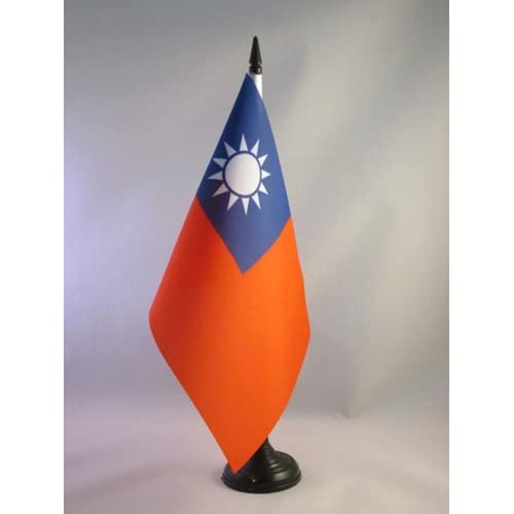 AZ FLAG Taiwan Table Flag 5'' x 8'' - Taiwanese Office Decoration 100% Polyester 21 x 14 cm - Mini Desk Flag with Pole and Black Plastic Base