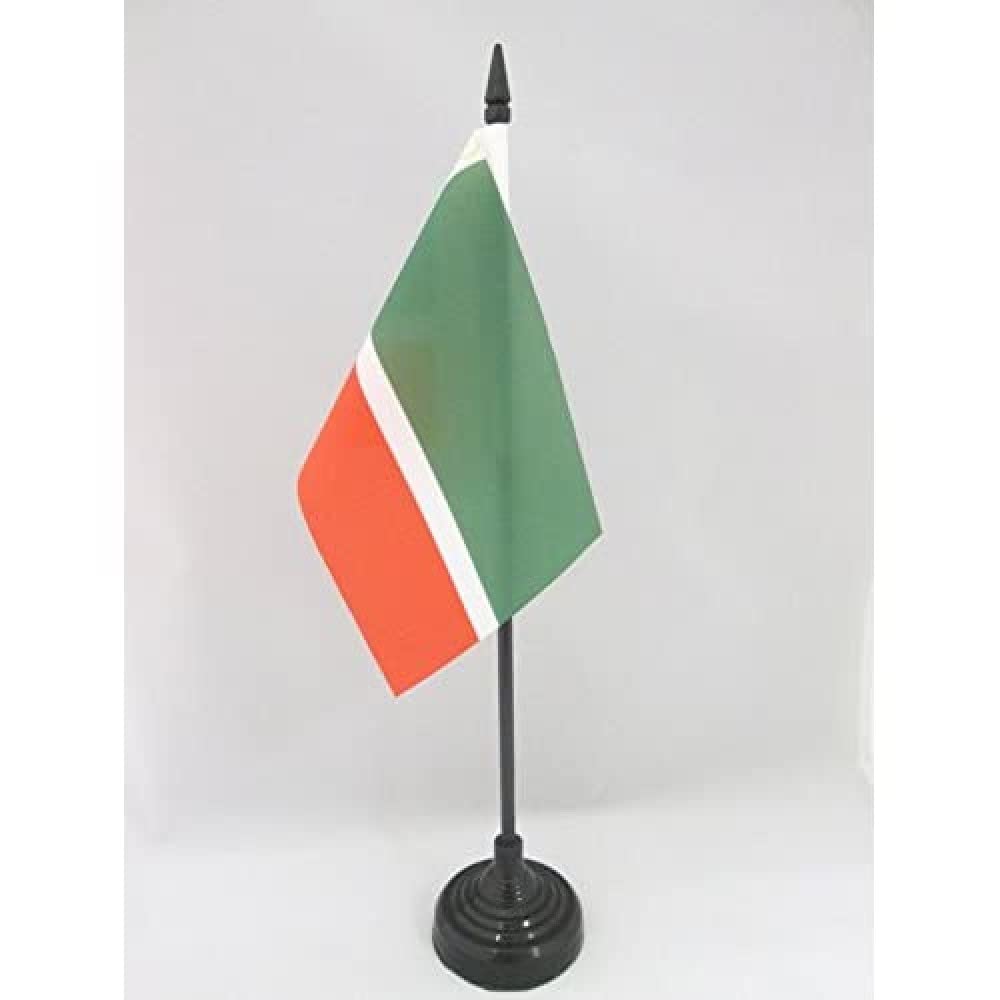 AZ FLAG - Chechen Republic Table Flag 4'' x 6'' - Chechnya Office Mini Banner 100% Polyester 15 x 10 cm - Mini Desk Flag with 10'' Pole and Black Plastic Base