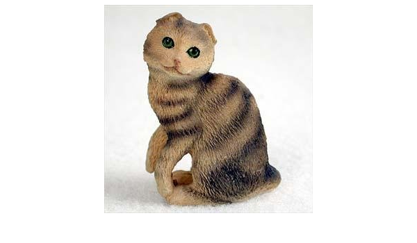 Amazon Com Conversation Concepts Scottish Fold Brown Tabby Tiny Ones Cat Figurines 2 In Home Kitchen