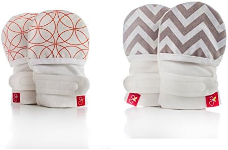 scratch mittens that stay on