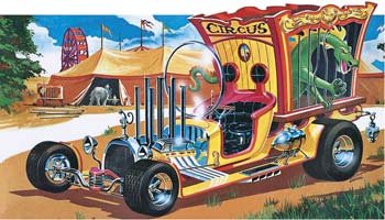 Tom Daniel's Circus Wagon 1-24 Revell