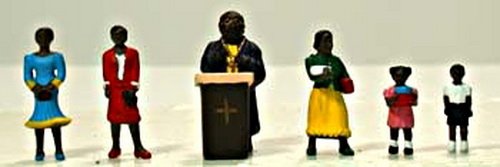 Model Power MDP5720 HO Deacon with Flock & Pulpit (7)