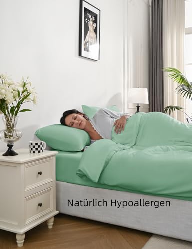 bienDo Fitted Sheet, 160 x 200 cm Bed, Bamboo - Vegan Silk, 400 Thread Count, Pocket 35 cm, Cooling Sheet, Breathable and Soft-Green