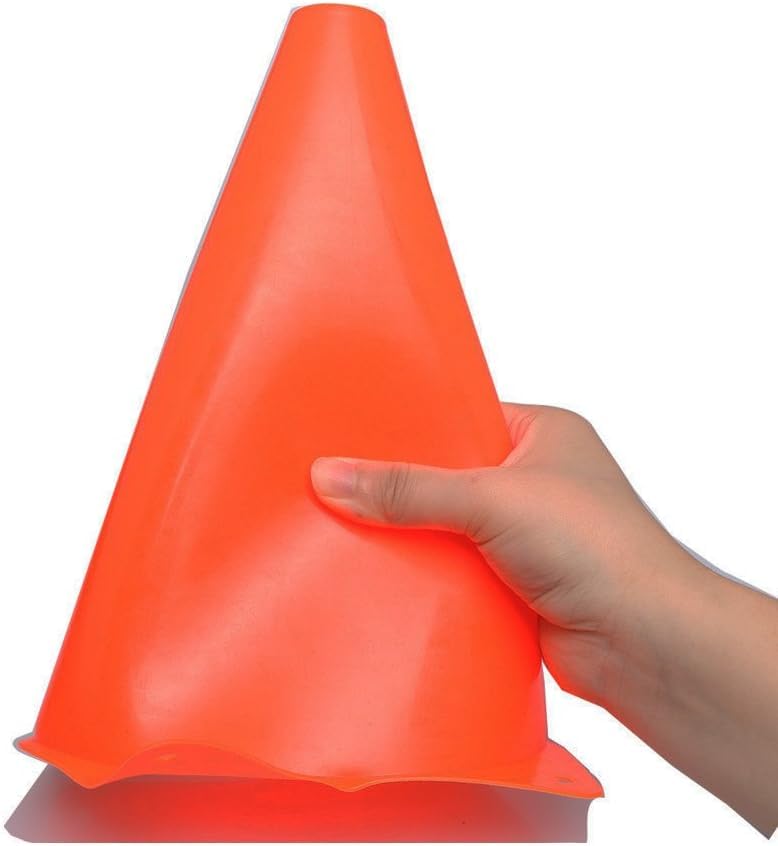 Alyoen Pylons, Football Marker Cones for Outdoor Activities and Festive Events, Traffic Cones for Football, Sports and Dog Training