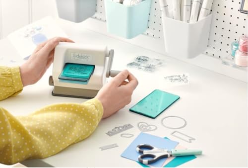 Sizzix Sidekick Starter Kit 661770 Portable Manual Die Cutting & Embossing Machine for Arts & Crafts, Scrapbooking & Cardmaking, 6.35 cm Opening, 2.5