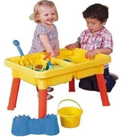 sandpit table with lid