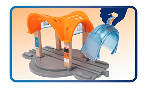 BRIO World 33973 Smart Tech Sound Bahnhof mit Action Tunnel Zubehör Holzeisenbahn Interaktives Spielzeug empfohlen ab 3 Jahren – Bild 5
