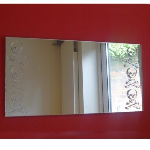 Rectangle Mirror 30cm x 20cm with 6 x 4cm Skull and Crossbones Mirrors