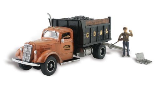 Autoscene Lumpy's Coal Company Truck w/Figures