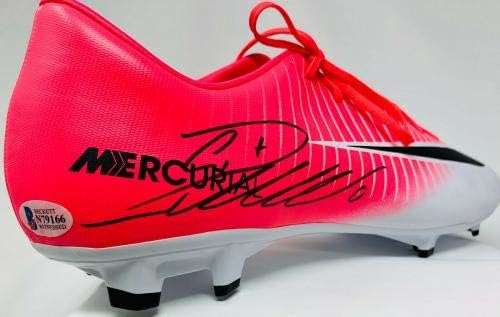 cristiano ronaldo pink cleats