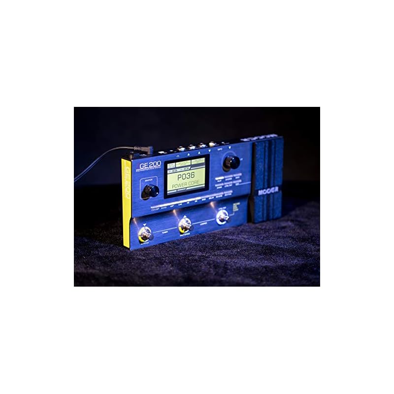 MOOER GE200 Amp Modelling Multi Effects Pedal