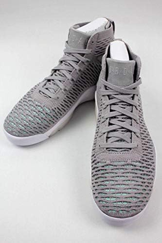 gray flyknit