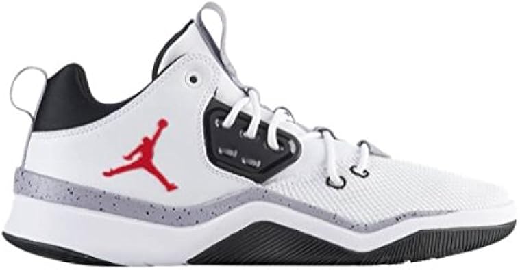 jordan basketball shoe