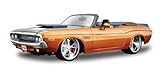 Maisto 1:24 Scale AS 1970 Dodge Challenger R/T Convertible Diecast Vehicle