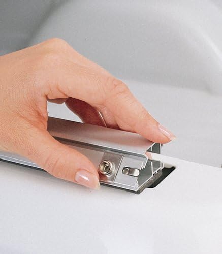 Amazon Com Extang Full Tilt Truck Bed Tonneau Cover 8720 Fits 99 16 Ford Super Duty 6 6 Bed Automotive