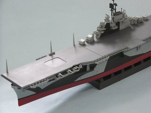 ピットロード 1/700 米国海軍 空母 CV-9 エセックス W90