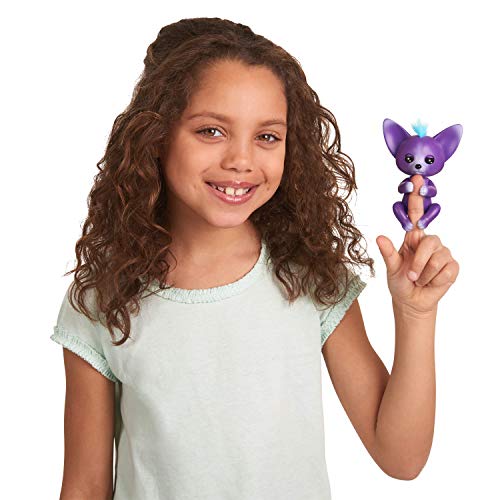 4 WowWee+Fingerlings+Interactive+Sarah+Purple