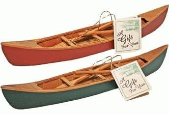 Amazon Com Hand Crafted Wooden Canoe With Paddles Miniature